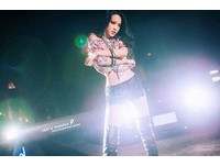 冷豔正妹COS《劍靈》秦熙妍　這渾身霸氣太正點！（圖／楊哲Arger提供）