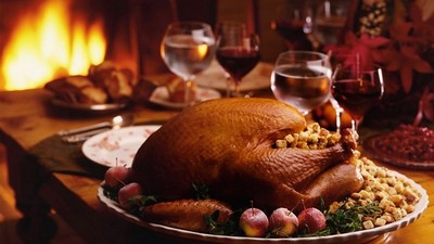 感恩節來啦~除了火雞以外，美國人這天還吃啥(´ڡ`)