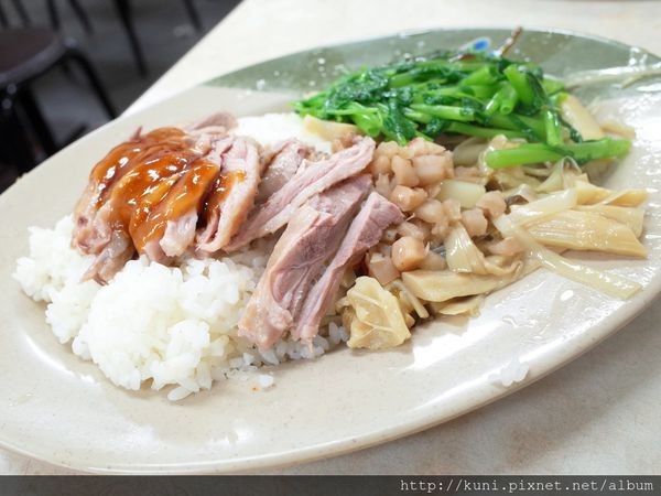 相隔多年的老滋味!台北小店的嫩脆鹅肠,鹅肉饭