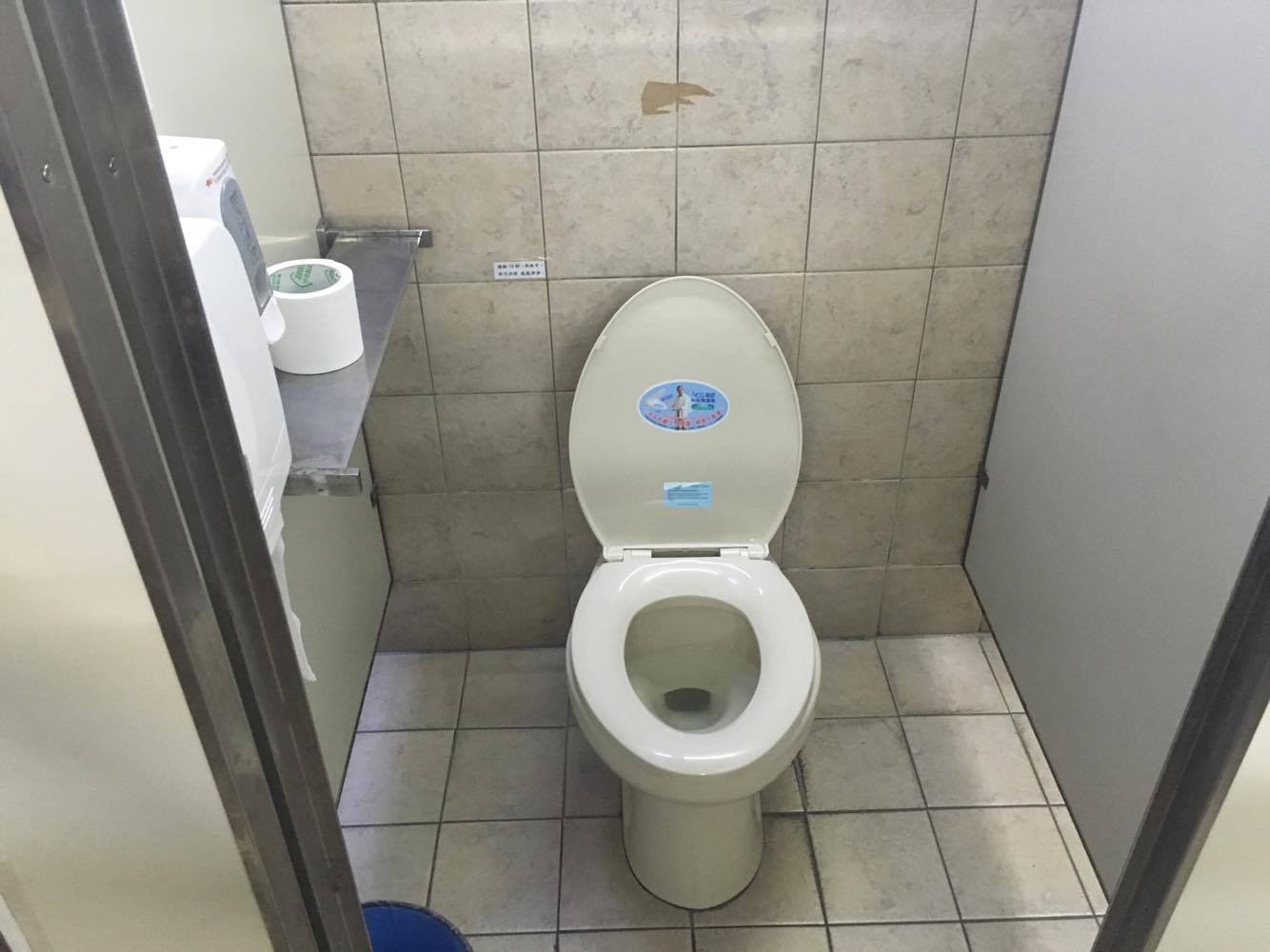 到日本旅遊尿急講「便所」,並被帶去倉庫。示意圖(圖/記者吳欣晏攝)
