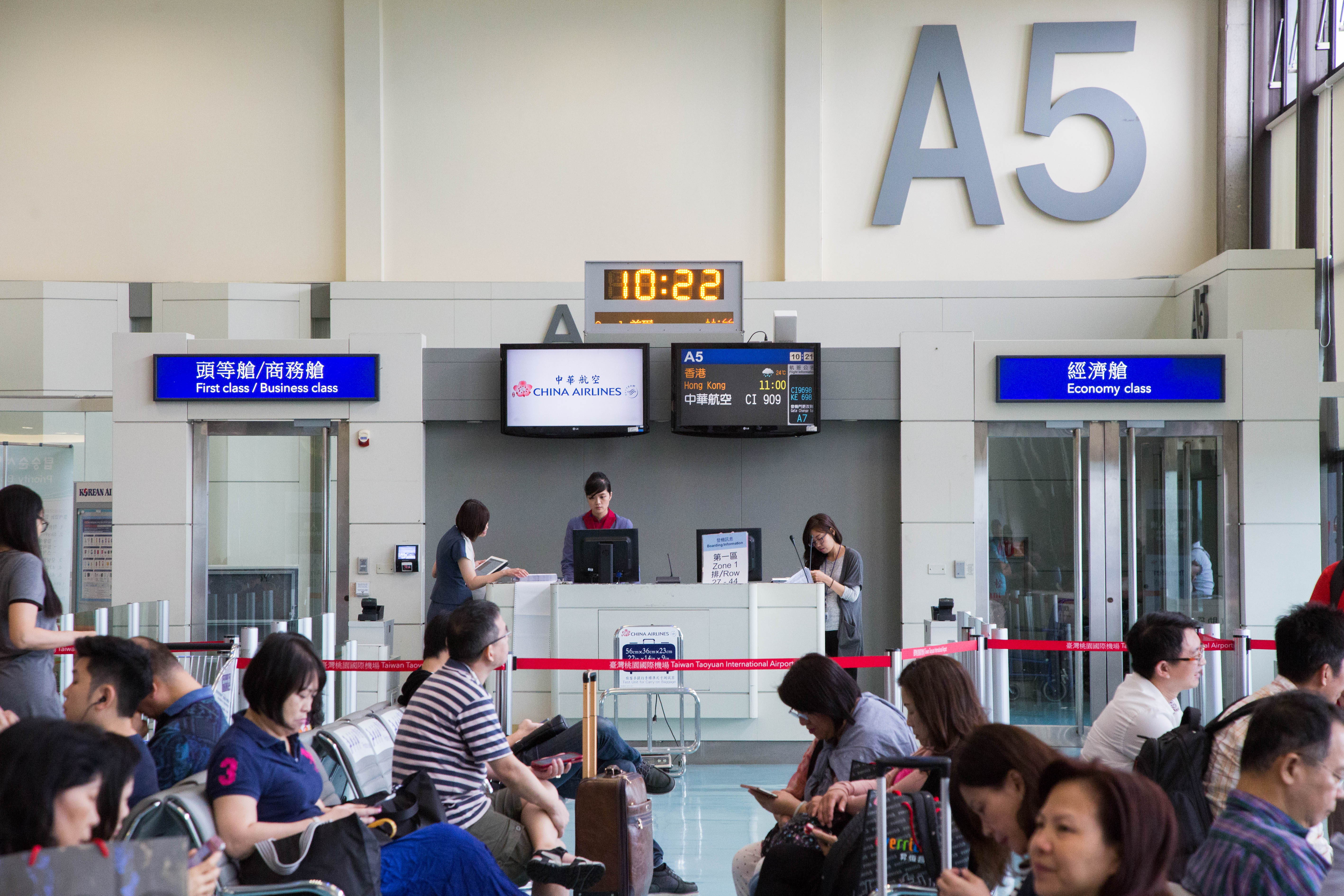 登機門,桃園機場,候機,旅客（圖／記者季相儒攝）