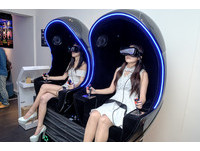 蛋蛋太危險則是提供 8 種 VR 遊戲。