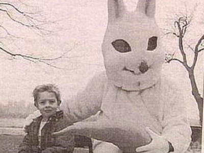 復活節那晚，房裡出現兔子布偶人…reddit鄉民難以解釋經驗2則