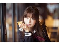 外表擁有空靈氣質的Yurisa，她被封為「南韓第一美少女」。（圖／翻攝自臉書）