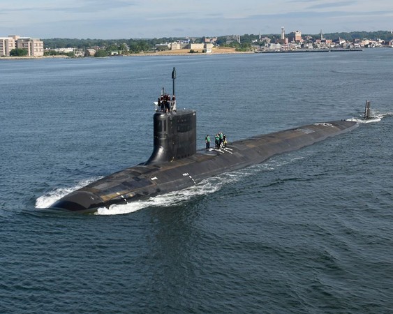 美國維吉尼亞級核動力攻擊潛艦USS Illinois (SSN-786)。（圖／翻攝自美國海軍臉書）