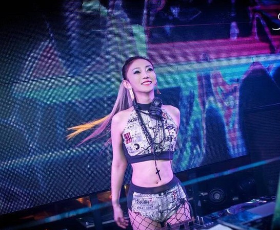 「太陽花女王」劉喬安將藝名改為DJ Via。