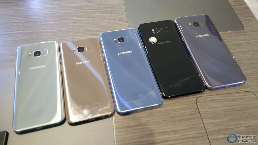 三星Galaxy S8 五款颜色、周边配件与LINE手机
