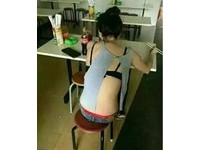 那個我說，其實有穿跟沒穿好像沒什麼差別...