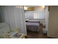 她更花了7〜8個月時間，找到心儀的店面，去年底再加開第二家店，平均單店人次超過200人。