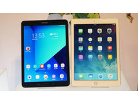 機身與蘋果iPad Pro配備四組揚聲器，但卻擁有 AKG 加持，螢幕則是以自家開發的 9.7 吋 QXGA sAMOLED 對尬 9.7 吋 iPad Pro 的 Retina 顯示器。
