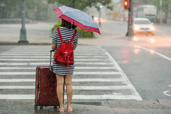 ▲北市暴雨,下雨天（圖／張一中記者攝）