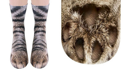 「貓掌襪襪」看起來超怪小　但…以後你可以捏自己的肉蹼耶！