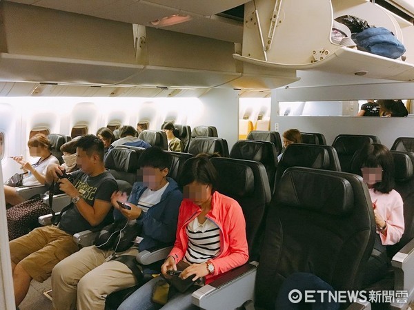 酷鳥航空商務艙，旅客，客艙，飛機座椅，機艙內。（圖／記者蔡玟君攝）