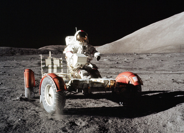 ▲▼阿波羅17號任務只用的登月車。（圖／翻攝自NASA官網）