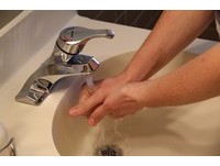 熱水洗手會老化！　5個讓雙手年輕10歲的好習慣