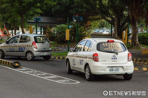 ▲駕訓班,路考,學開車考駕照。（圖／記者林世文攝）