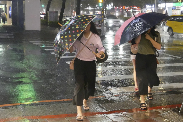 ▲▼尼莎颱風資料照。（圖／記者黃克翔攝）