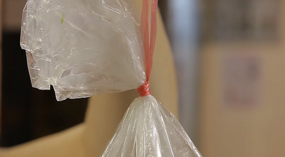 外帶貢丸湯「用三個塑膠袋」　老外納悶：台灣人不愛環保？