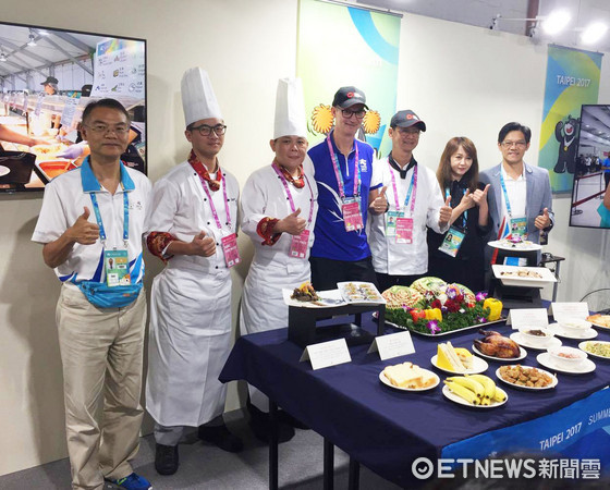 ▲世大運供應台灣本土美食給國外選手。（圖／實習記者張穎容攝）