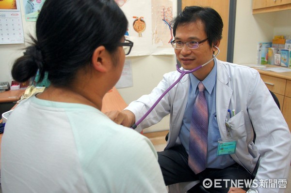 妙齡女狂追部落客美食罹糖尿病(圖/光田綜合醫院提供)