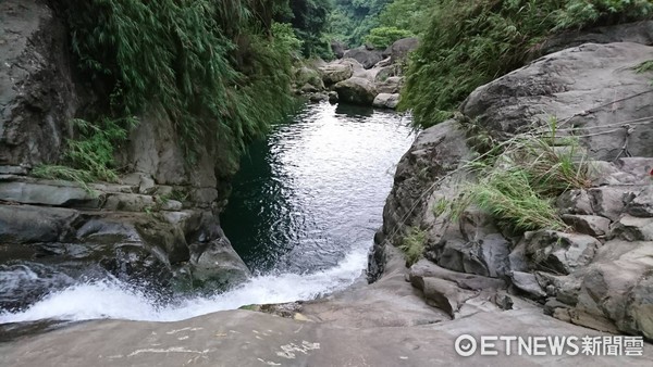 ▲▼男科大生到仙女瀑布跳水，被尋獲時已OHCA。（圖／記者莊智勝翻攝）