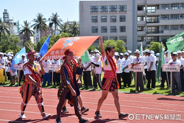 台東市原住民傳統競技運動會，將於9月2日在台東體育場舉行，邀請世大運打破世界紀錄的舉重金牌選手郭婞淳代表運動員宣誓。（圖／台東市公所提供）