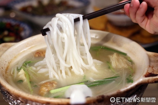 ▲滇饌過橋米線餐點。（圖／記者華少甫攝）