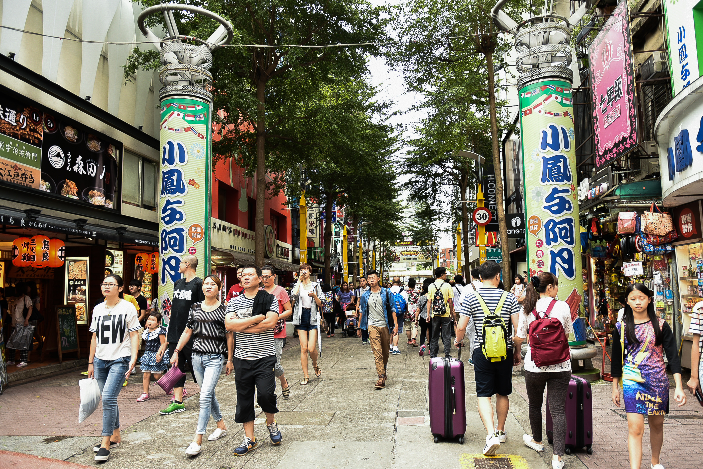 台北红灯灯区花花世界_福鼎秦屿红灯一条区_西门町红灯区