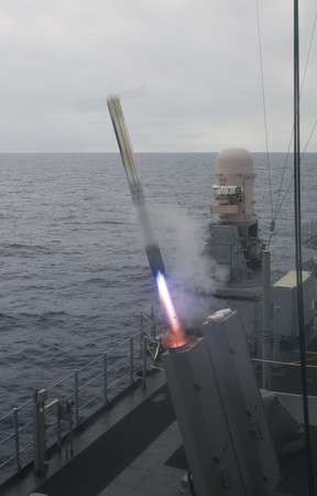 ▲▼美軍神盾艦上的Mk234 Nulka懸浮式主動電子干擾誘餌。（圖／翻攝自美國海軍官網）