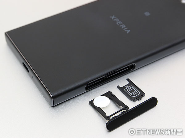 内敛科技感!Sony Xperia XZ1 Compact「雾夜黑