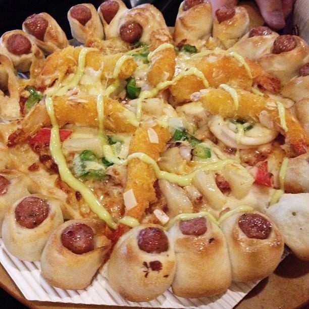 ▲▼馬來西亞USpizza推出榴槤披薩。（圖／翻攝自FB，USpizza）