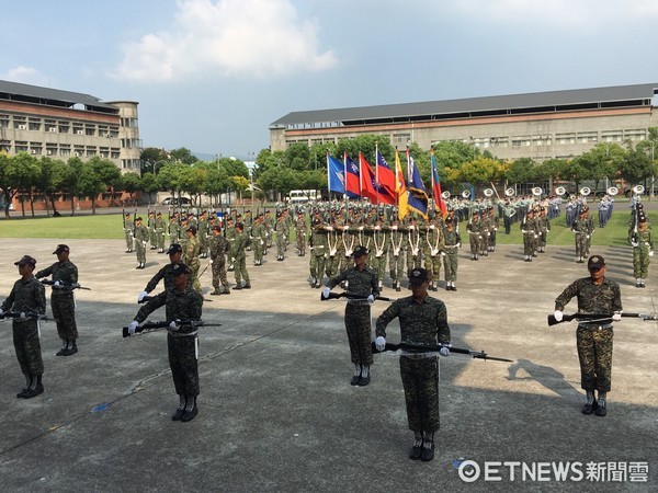 ▲▼國軍聯合樂儀隊進行國慶預演。(圖/記者楊佳穎攝)