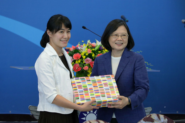 ▲▼總統蔡英文視察499聯隊。(圖/總統府提供)