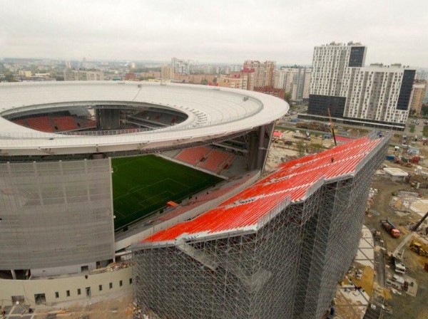 ▲▼為了2018年足球世界盃，俄羅斯在葉卡捷琳堡建設中央體育館。（圖／翻攝自Yahoo Sport UK推特）