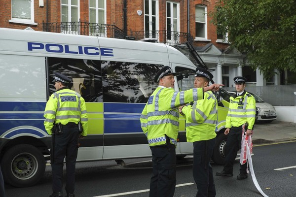 ▲▼ 警察不管偷竊和搶劫了!節省預算讓英國人民氣炸。(圖/達志影像/美聯社)