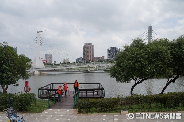 ▲高鐵青埔特區內青塘園遊客中心，資3,000多萬元興建。（圖／記者楊淑媛攝）