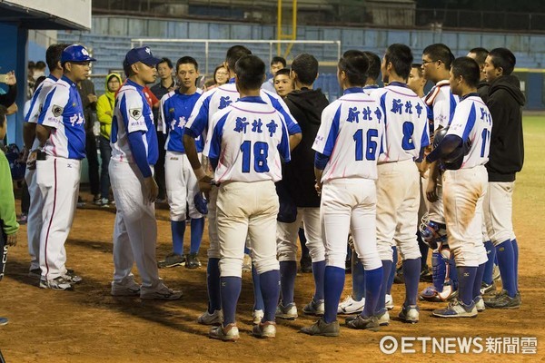 ▲中華高中棒球隊。（圖／記者林育正攝）