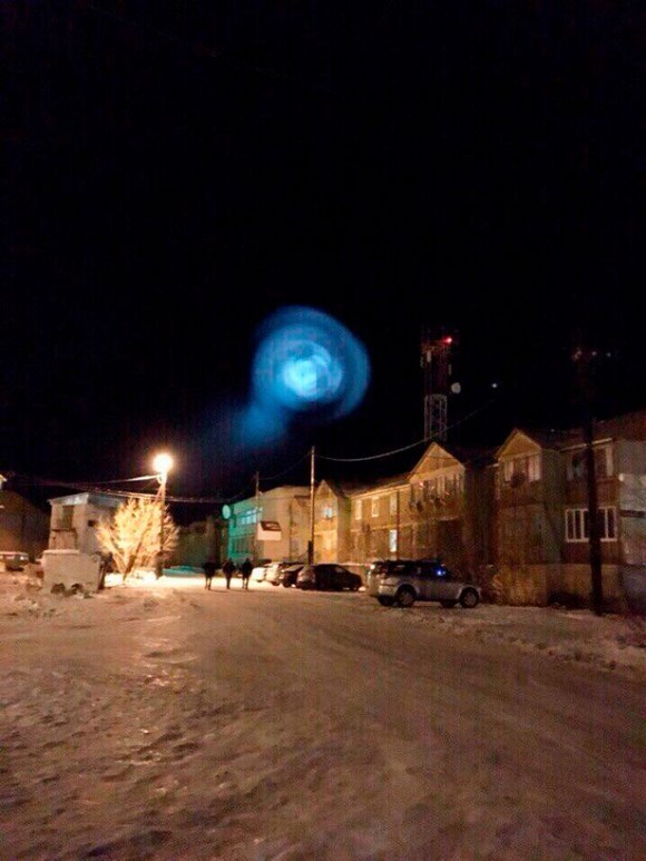 俄羅斯北極圈內發現詭異光球（圖／翻攝自karapaia）