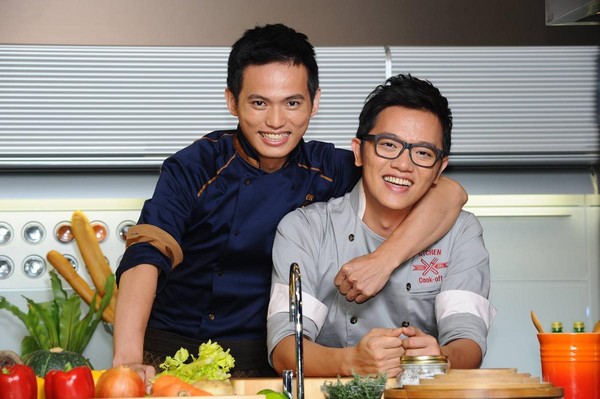 喬艾爾(左)曾被本刊踢爆不但女人關係亂,還有金錢糾紛。(翻攝網路)