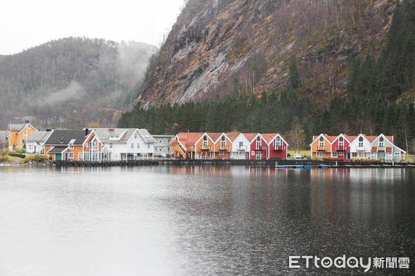 ▲挪威峽灣。(圖/記者黃士原攝)