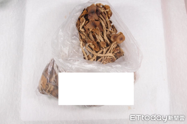 ▲食藥署邊境查驗不合格產品。(圖/食藥署提供)