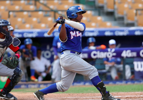 ▲紅襪農場新秀夫洛里斯(Daniel Flores)癌症逝世。(圖/@barstoolsports twitter)