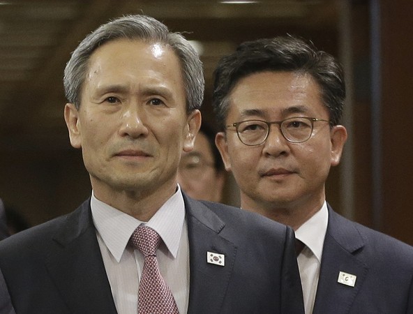 ▲▼ 「動員網軍」攻擊在野黨! 南韓前國防部長金寬鎮被逮捕。(圖/達志影像/美聯社)