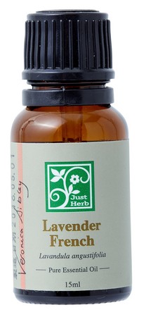 ▲《70種手作芳療驅蟲噴霧》。(圖/出色文化提供)