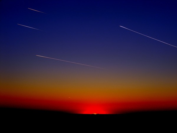 ▲▼隕石、流星             。（圖／翻攝自pixabay）