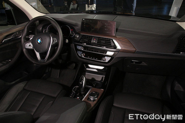 ▲239萬起！BMW X3休旅大改款登台　M性能字號首度上身。（圖／記者張慶輝攝）
