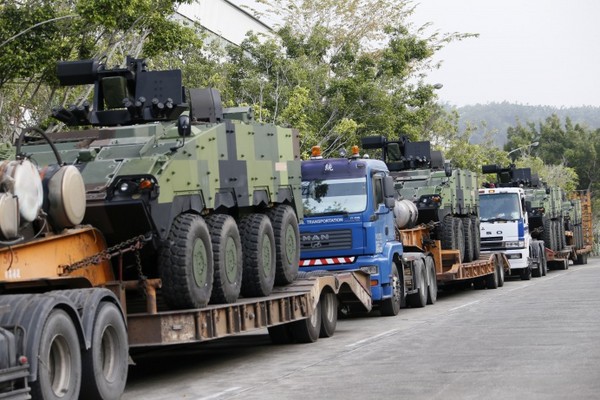 新一批雲豹甲車撥交部隊　投入國防戰備任務