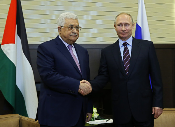 ▲▼巴勒斯坦總統阿巴斯（Mahmoud Abbas）和俄羅斯總統普丁。（圖／達志影像／美聯社）