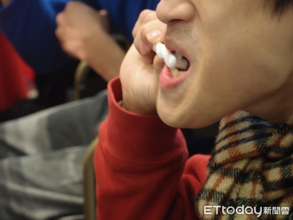▲刷牙。(圖/雙和醫院提供)