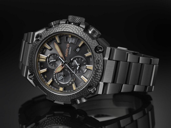 ▲G-SHOCK全新的MR-G腕錶（圖／品牌提供）